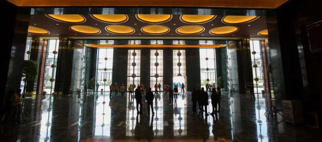 AK Saray harcanan parayla olay yarattı - Resim: 2