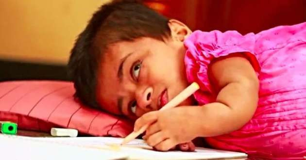 19 yaşındaki bebek - Resim: 1