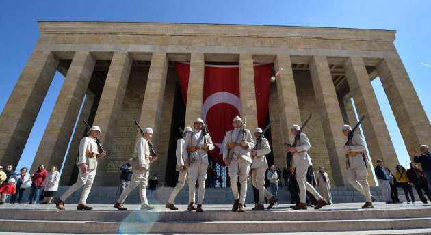 Anıtkabir'de asker Çanakkale üniforması giydi - Resim: 3
