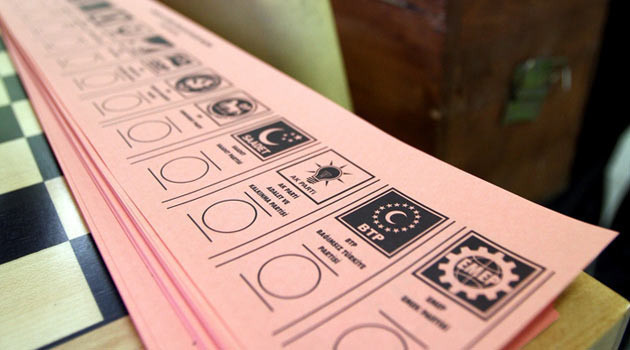 Köşe yazarları hangi partiye oy verecek? - Resim: 1