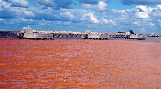 Karadeniz kan kırmızısı renge döndü - Resim: 1