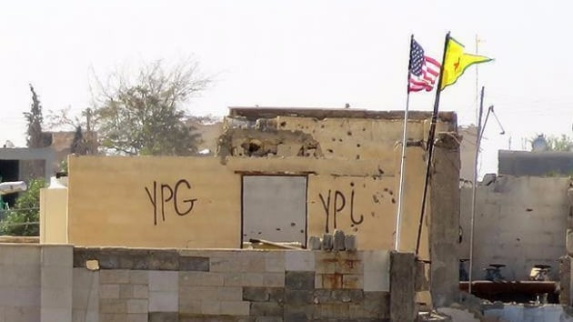 Zora giren PKK Suriye'de çocuklara göz dikti! - Resim: 2