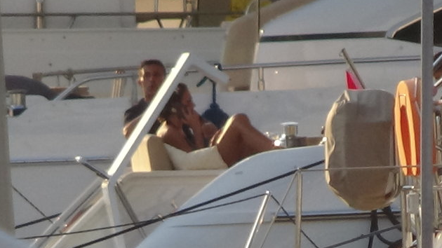 Mustafa Sandal'la Emina Jahovic fena kapıştılar!  - Resim: 1