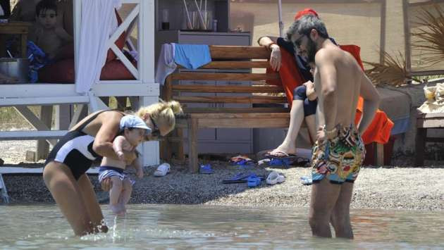 Ece Erken ve Serkan Uçar birlikte tatilde! - Resim: 2