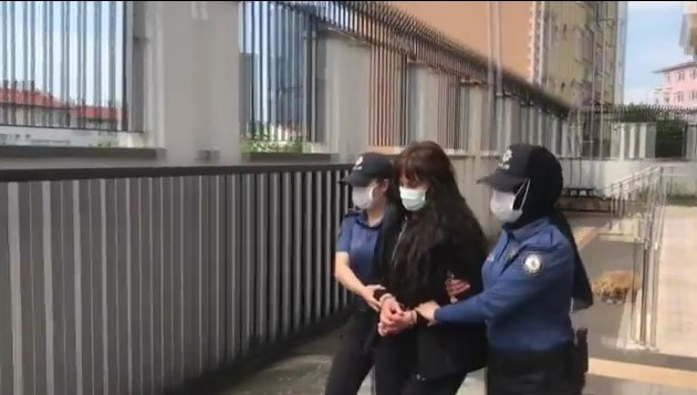 54 çeyrek altın, bilezikler ve dahası! Maltepe'de bakıcı çalıştığı evden hırsızlık yaptı - Resim: 1