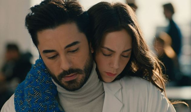 Show Tv'ye dizi dayanmıyor birinin daha ipini çekti! - Resim: 4