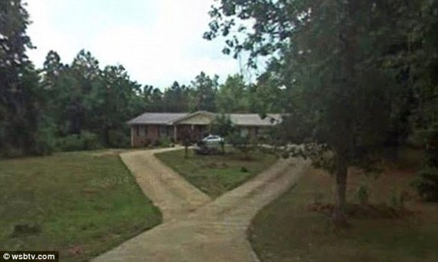 Polisin attığı ses bombası bebeği bu hale getirdi - Resim: 4