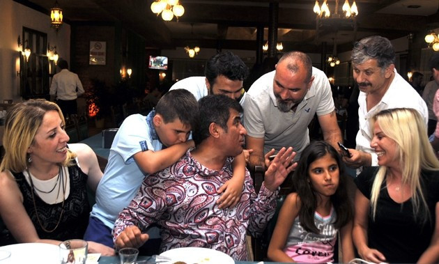 İbrahim Erkal'ın çocukları ve eşi Filiz kimdir? - Resim: 2