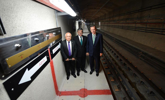 Boğazın tam ortasına hatıra levhası - Resim: 1