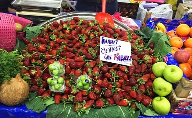 Bu pazar tezgahı yazıları çok konuşulacak!  - Resim: 4