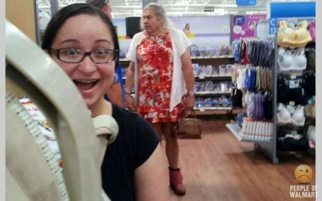 Marketlerde dolaşan komik ve sıradışı insanlar - Resim: 2