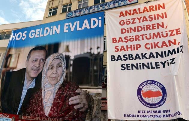 Erdoğan'ı memleketinde duygulandıran pankart - Resim: 3