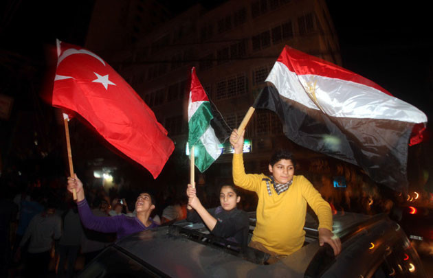 Gazze'de Türk bayraklı kutlama - Resim: 2