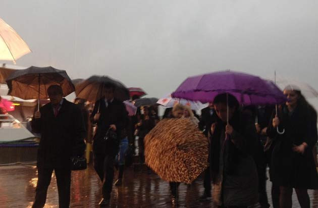 İzmir sele teslim - Resim: 1