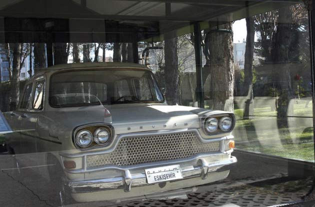 İlk yerli otomobile yoğun ilgi - Resim: 3