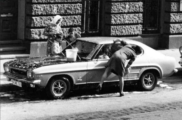 Gurbetten siyah beyaz kareler - Resim: 1