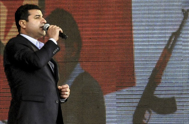 Dünya basınının HDP gözaltı haberlerini sunuş şekli! - Resim: 3