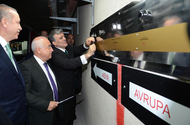 Boğazın tam ortasına hatıra levhası - Resim: 4