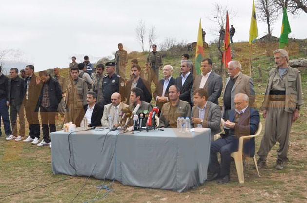PKK  kamu görevlilerini böyle teslim etti - Resim: 4