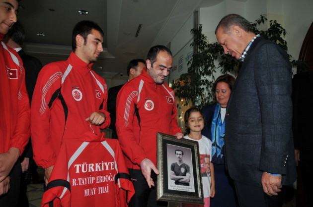 Başbakan Erdoğan'ı şaşırtan sürpriz - Resim: 1