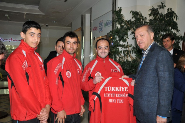 Başbakan Erdoğan'ı şaşırtan sürpriz - Resim: 4