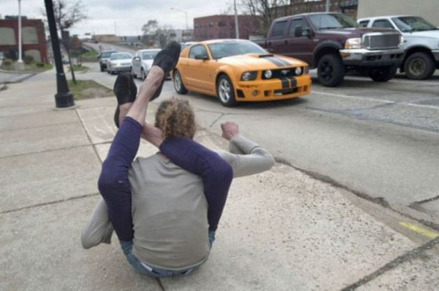 Playboy yıldızıydı şimdi dileniyor! - Resim: 3