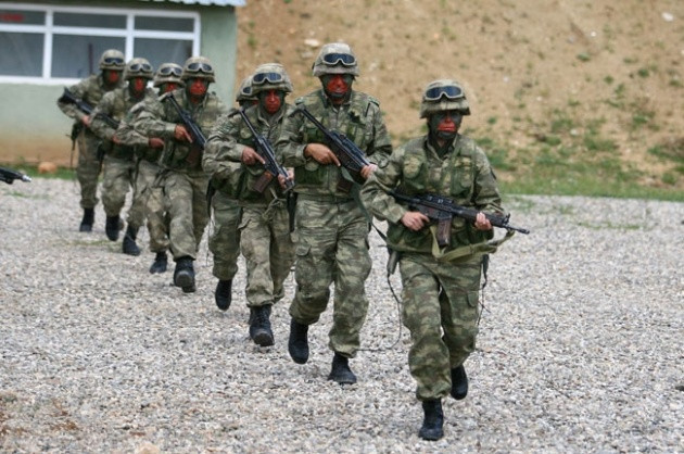 Tunceli dağındaki kadın komutanlar - Resim: 4