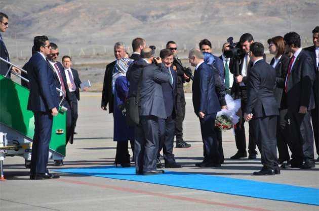 Başbakan Davutoğlu Nevşehir'de - Resim: 1