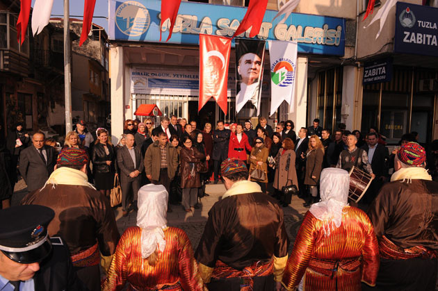 Tuzlalı Bayanlardan Örnek Sergi - Resim: 3