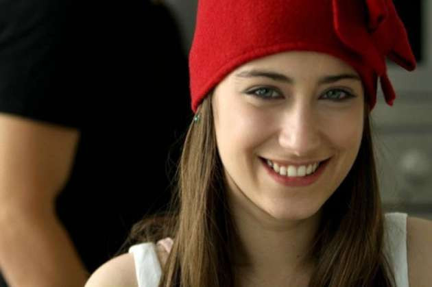 İşte Hazal Kaya'nın yeni dizisi - Resim: 2