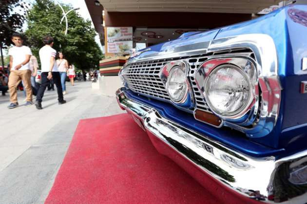 Samanlıktan 100 bin dolarlık otomobil çıktı - Resim: 2