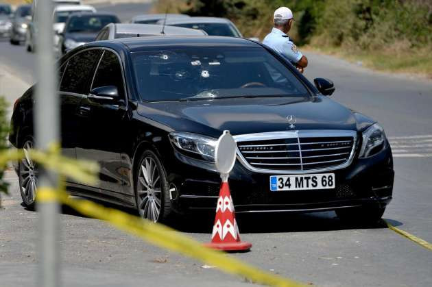 Murat Sancak kurşunlandı arabasının hali - Resim: 3