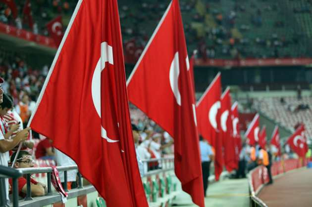 Her yer kırmızı beyaz! - Resim: 3