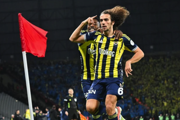Aziz Yıldırım'ın "Sakın göndermeyin" dediği futbolcu bakın kimmiş - Resim: 0