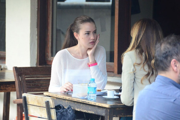 Fahriye Evcen esti gürledi - Resim: 1