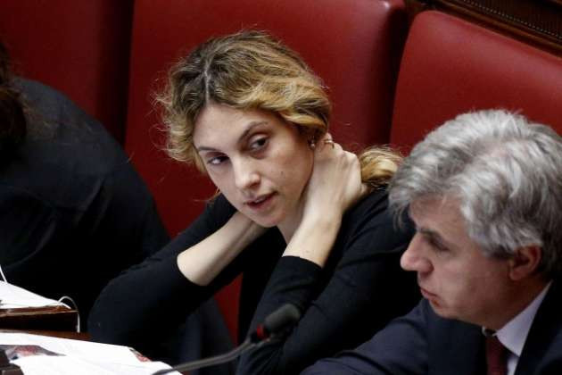 Kadın Bakan dondurma yedi ülke birbirine girdi - Resim: 3