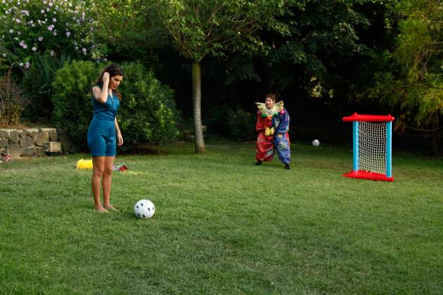Serenay Aktaş futbol yeteneğini beyazperde de sergiledi - Resim: 1