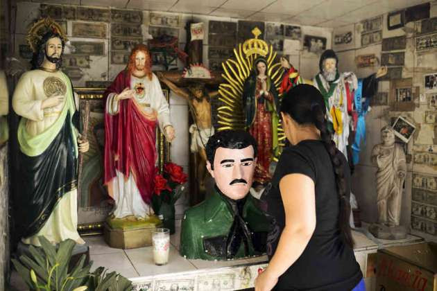 Mafya babasının türbesi - Resim: 2