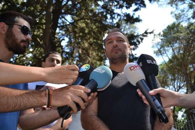 Kemal Sunal mezarı başında anıldı - Resim: 2