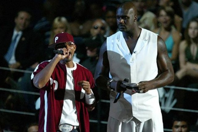 Dev adamın yanında herkes ufacık kalıyor - Resim: 2