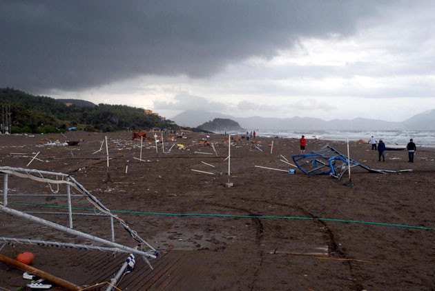 Muğla'da hortum zarara neden oldu - Resim: 4