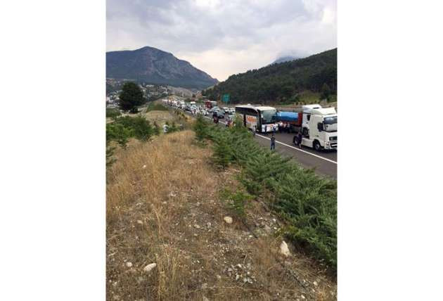 Pozantı'da tehlikeli gerginlik - Resim: 4