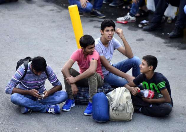 Sığınmacılar Almanya için bekliyor - Resim: 1