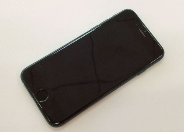 Siyah iPhone 6 ortaya çıktı - Resim: 2