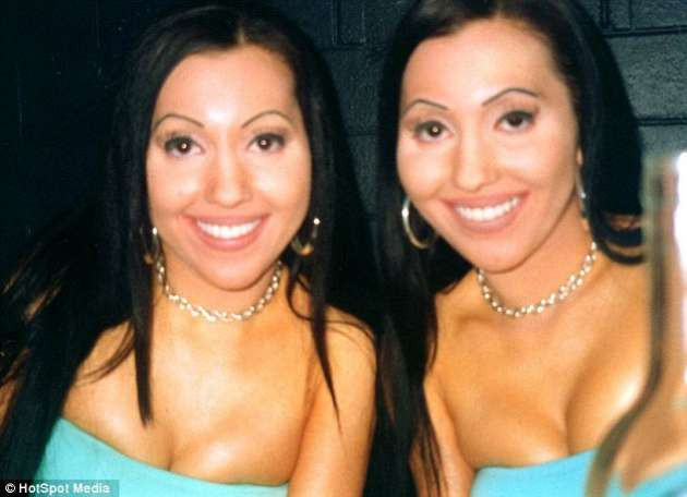 Sevgililerini bile paylaşıyorlar - Resim: 4