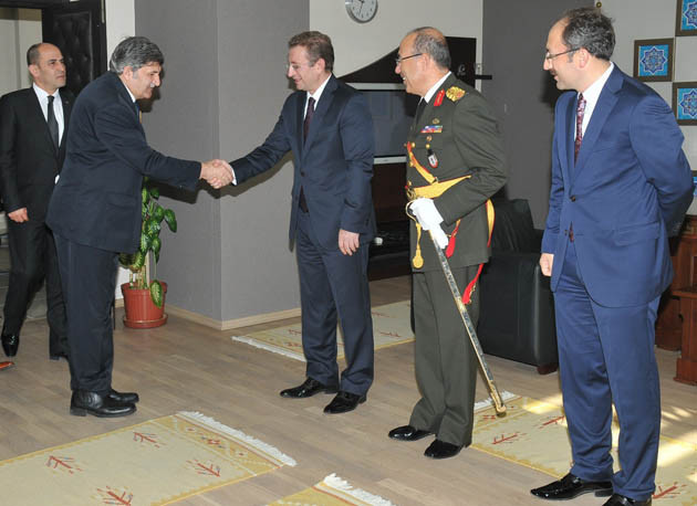 Cumhuriyetimizin 90. Yılı Tuzla'da Coşkuyla Kutlandı - Resim: 3