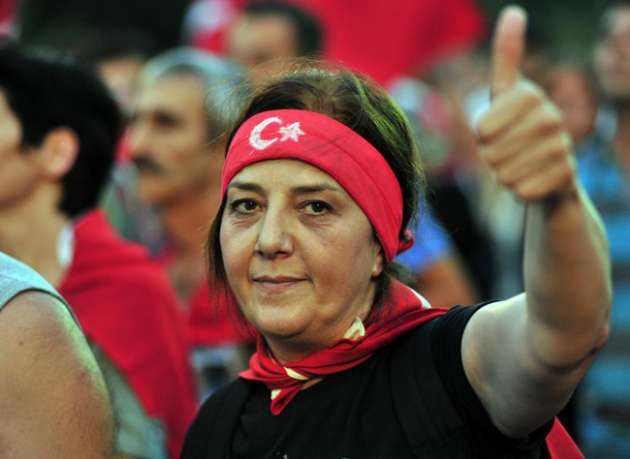 Terör saldırısı insanları sokağa döktü - Resim: 2