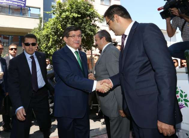 AK Parti- HDP koalisyon görüşmesinden özel kareler - Resim: 3