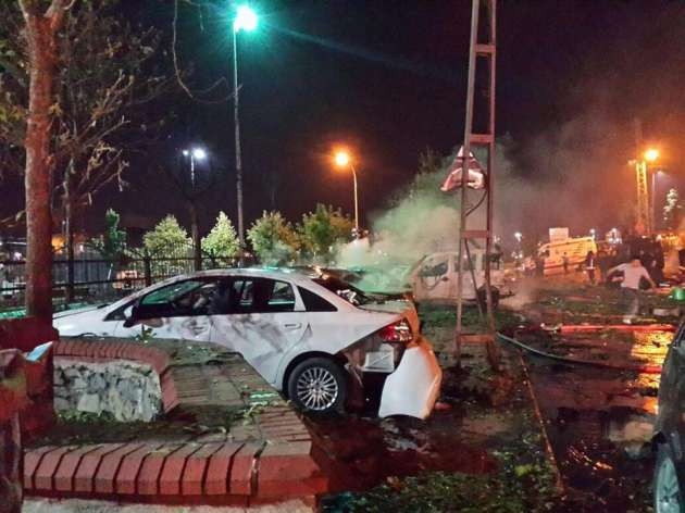 İntihar saldırısından ilk görüntüler - Resim: 1