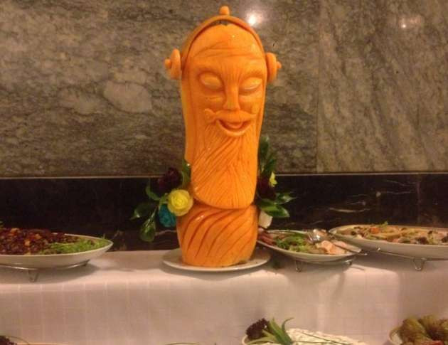 Meclis'de kabaktan heykeller! - Resim: 2